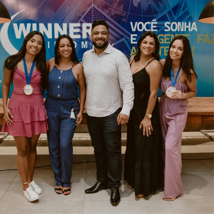 Alunos da Winners Idiomas em evento de formatura